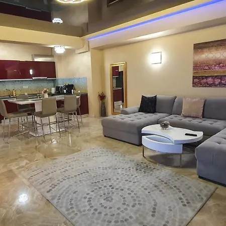 Crystal Luxury Aparment Mamaia Free Parking Vis A Vis Iaki Mamaia
