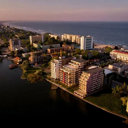 Crystal Luxury Aparment Mamaia Free Parking Vis A Vis Iaki