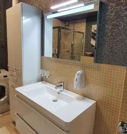 Crystal Luxury Aparment Mamaia Free Parking Vis A Vis Iaki * Mamaia